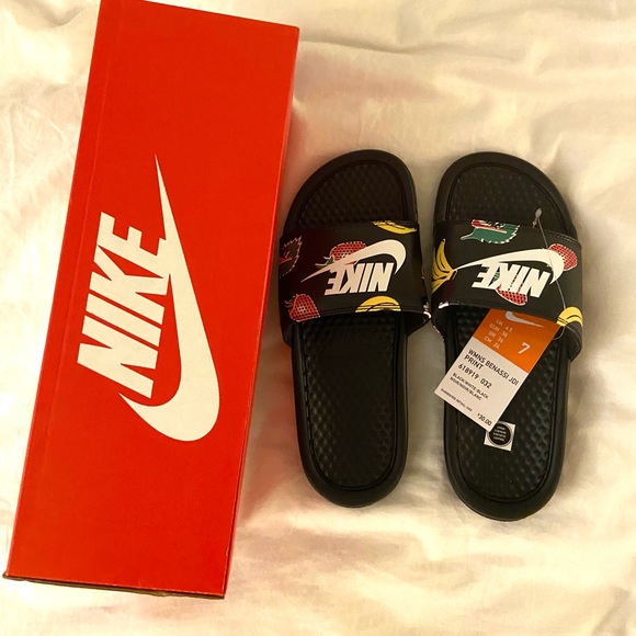 Womens Benassi Slides - Picture 2 of 3